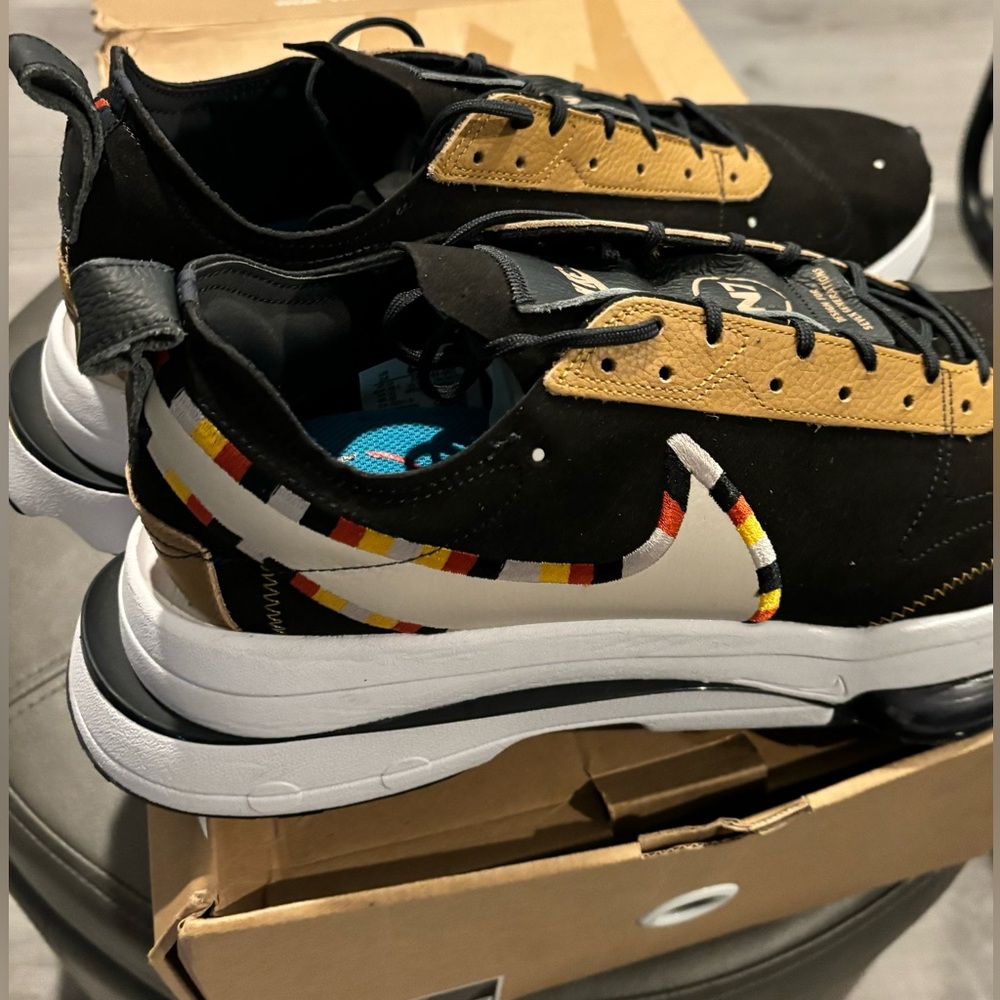 Nike Air Zoom-Type N7 size 14